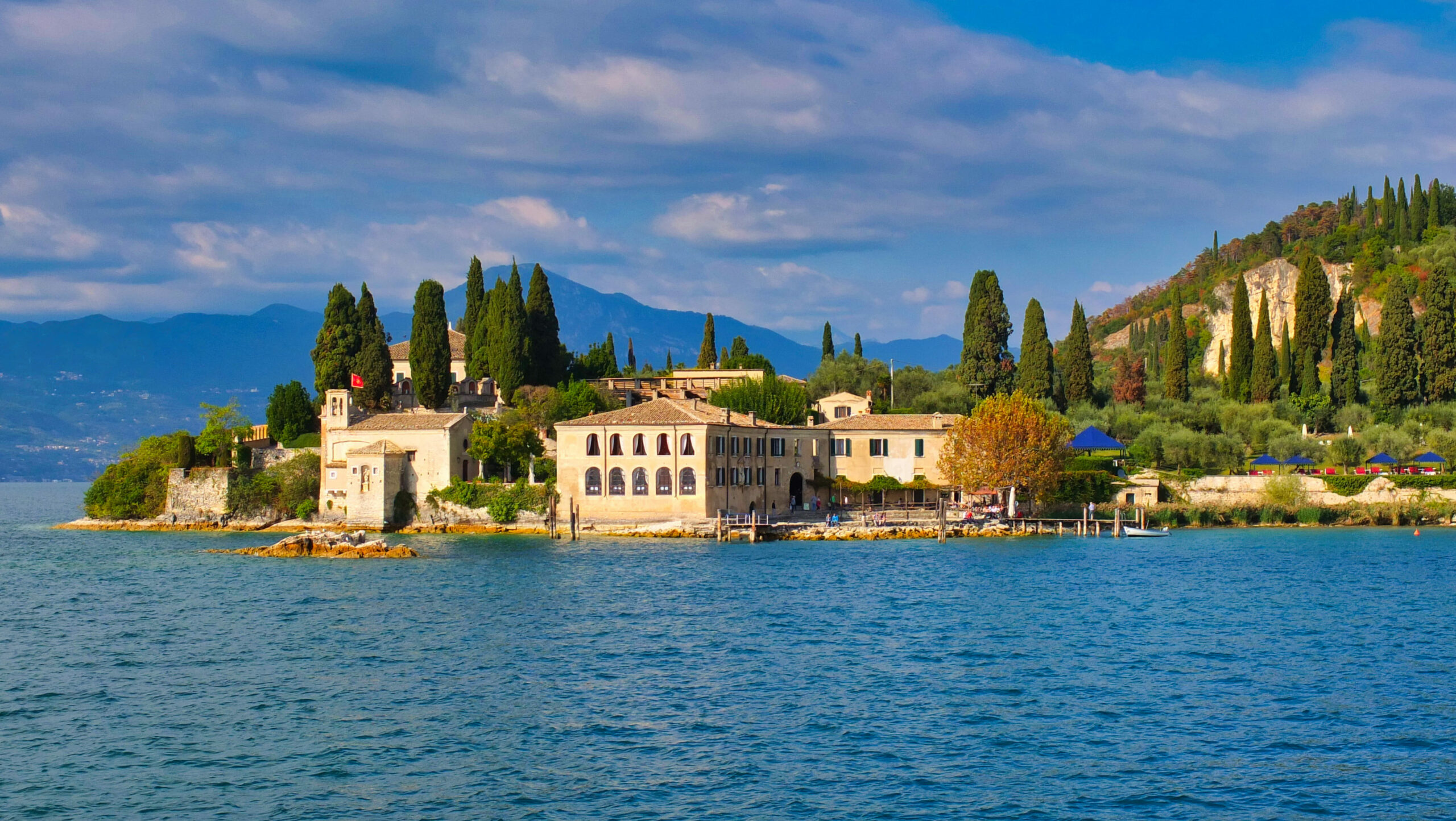 Proprietà esclusive sul Lago di Garda, tra i mercati immobiliari più ambiti del Nord Italia