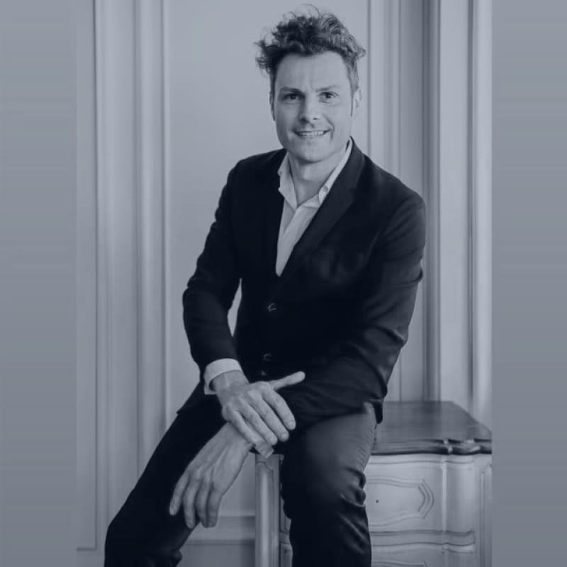 Matteo Modenese, falegnameria su misura di lusso e yacht interior